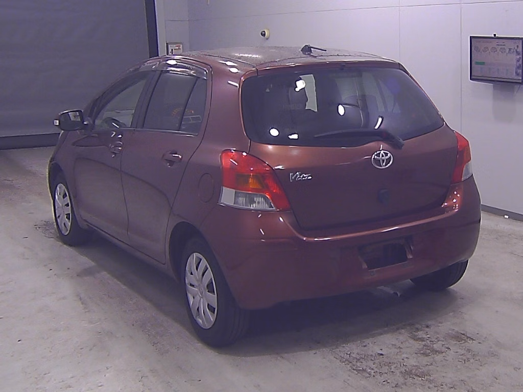 TOYOTA VITZ