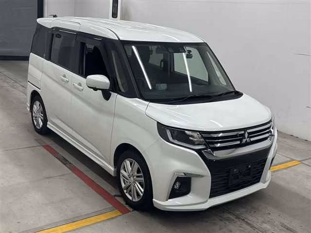 MITSUBISHI DELICA D:2