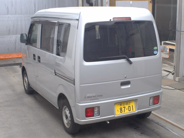 MITSUBISHI MINICAB