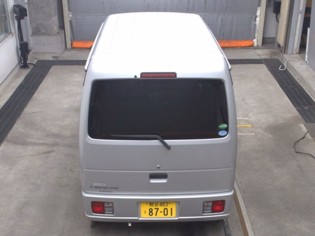 MITSUBISHI MINICAB