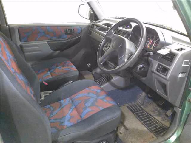 MITSUBISHI PAJERO MINI