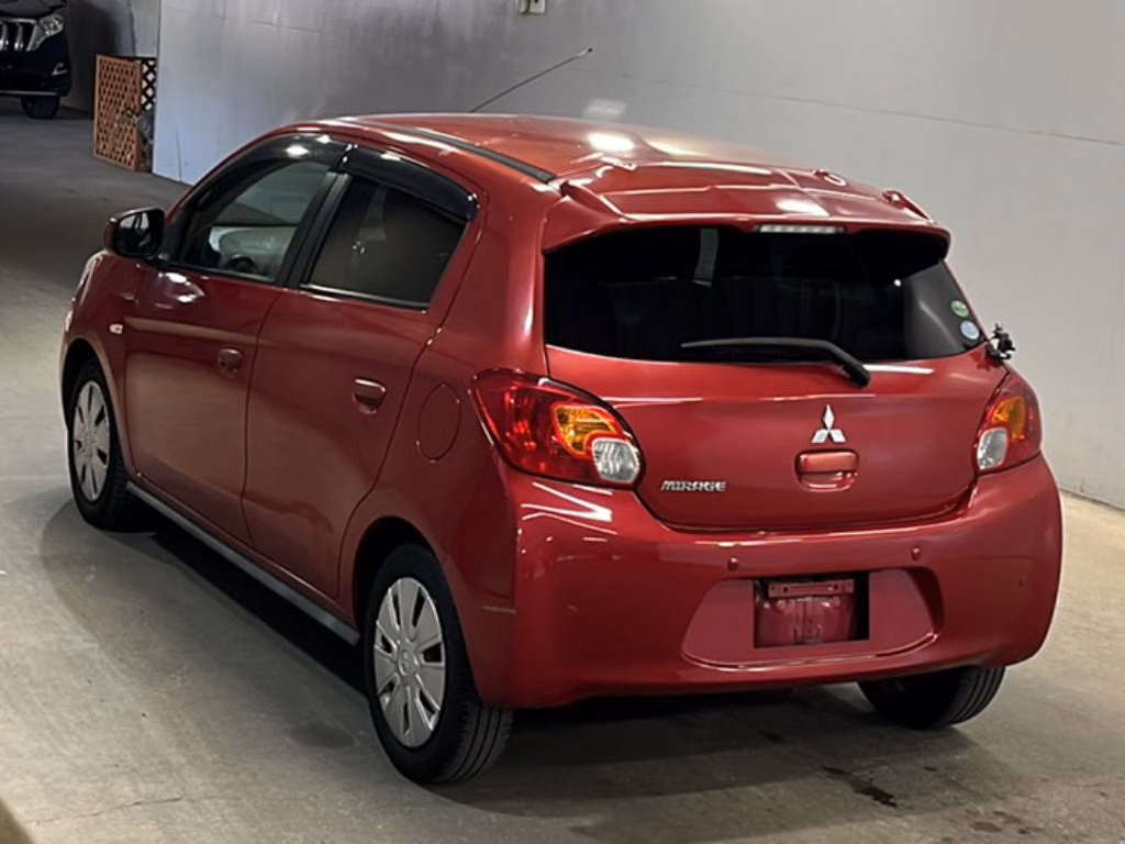 MITSUBISHI MIRAGE