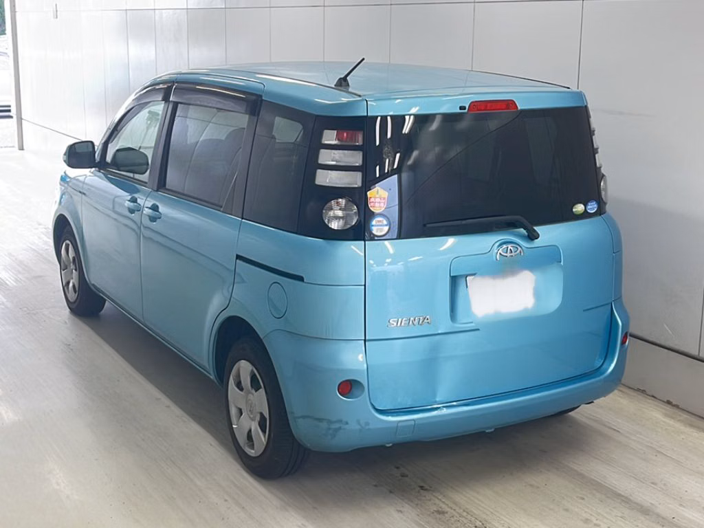 TOYOTA SIENTA