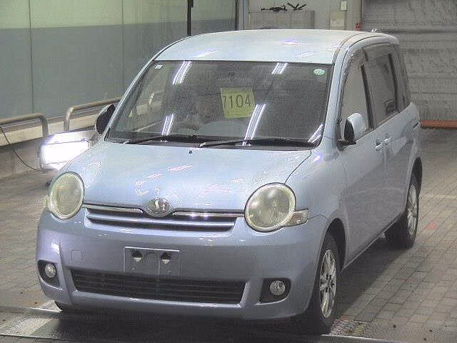 TOYOTA SIENTA