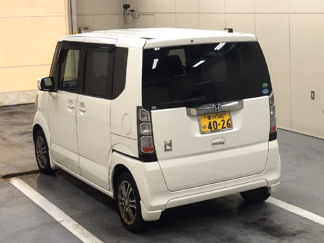 HONDA N-BOX