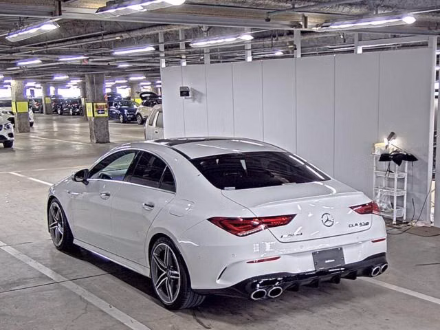 MERCEDES-BENZ CLA-CLASS