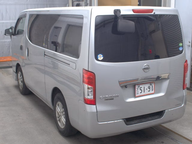 NISSAN NV350 CARAVAN