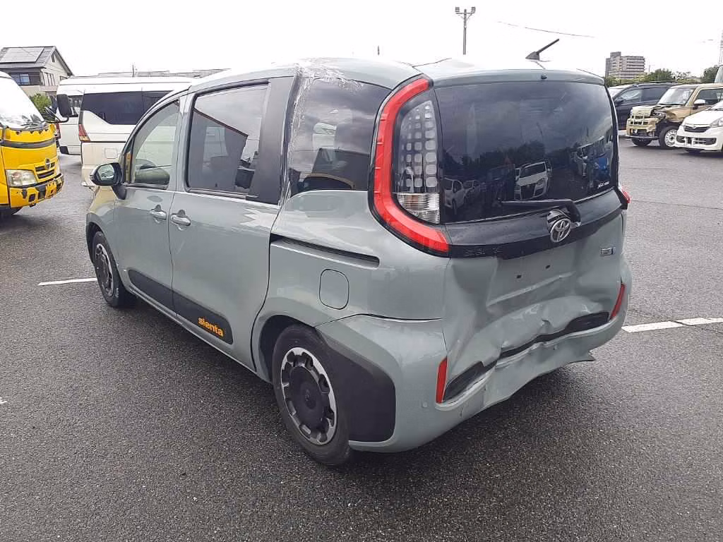 TOYOTA SIENTA