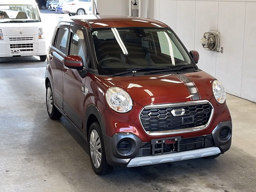 DAIHATSU CAST