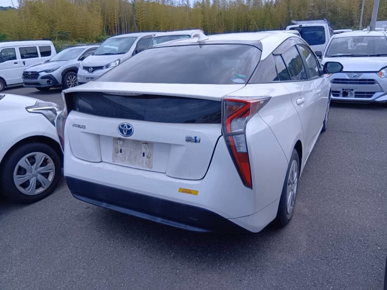 TOYOTA PRIUS