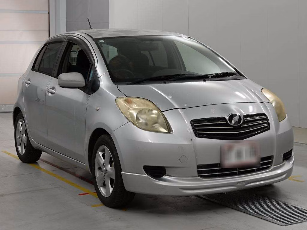 TOYOTA VITZ