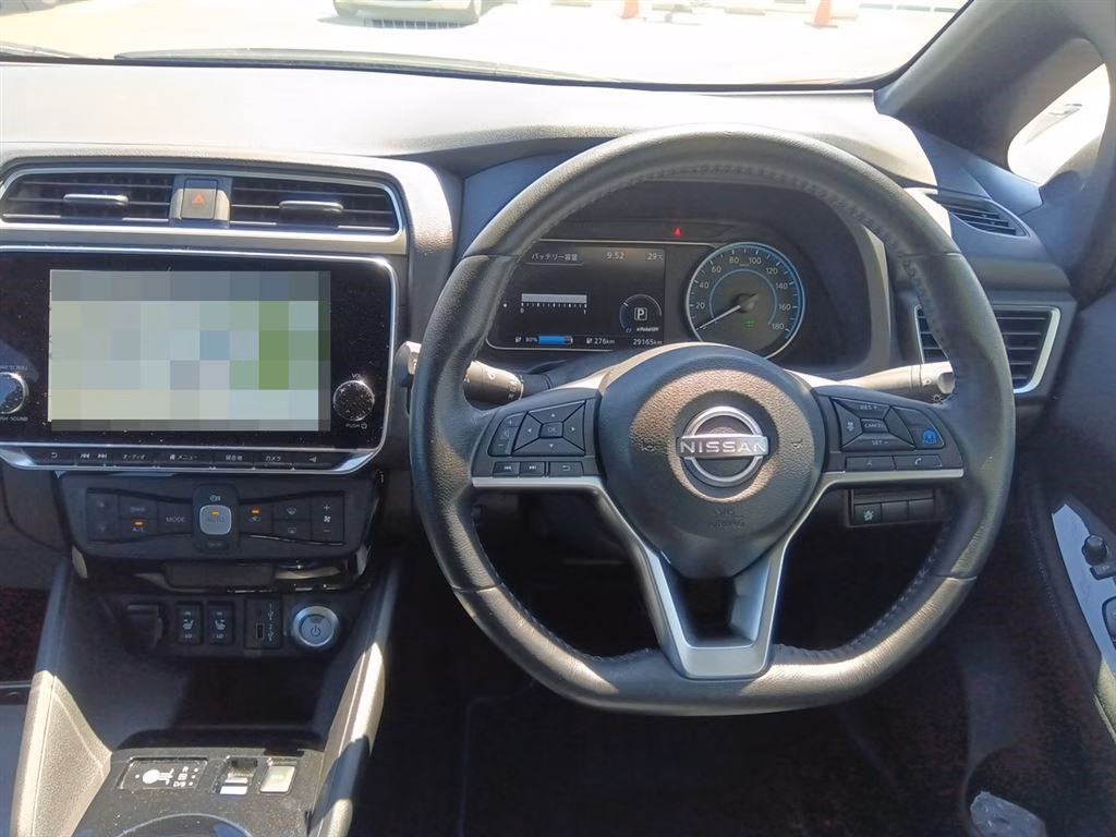 NISSAN LEAF