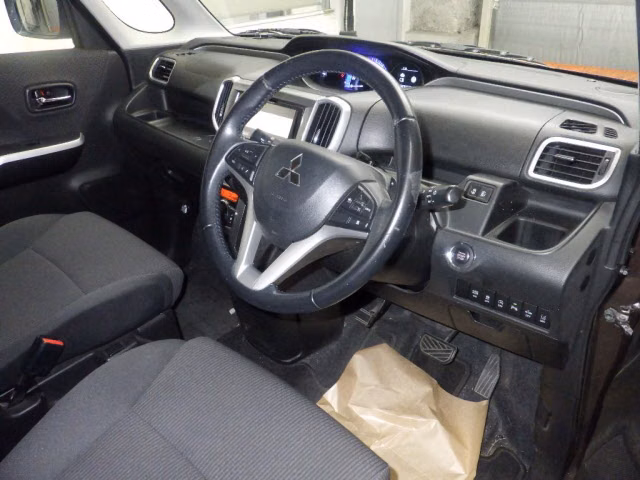 MITSUBISHI DELICA D:2