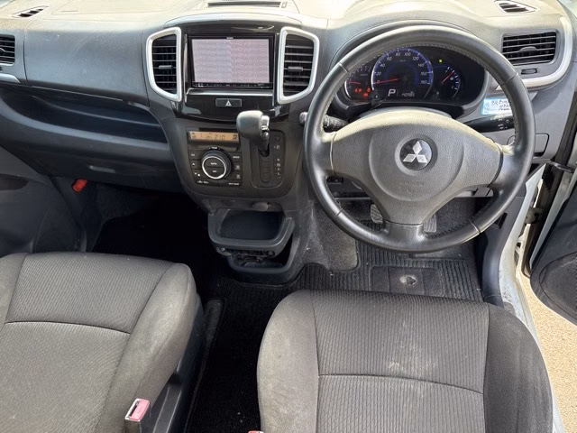 MITSUBISHI DELICA D:2