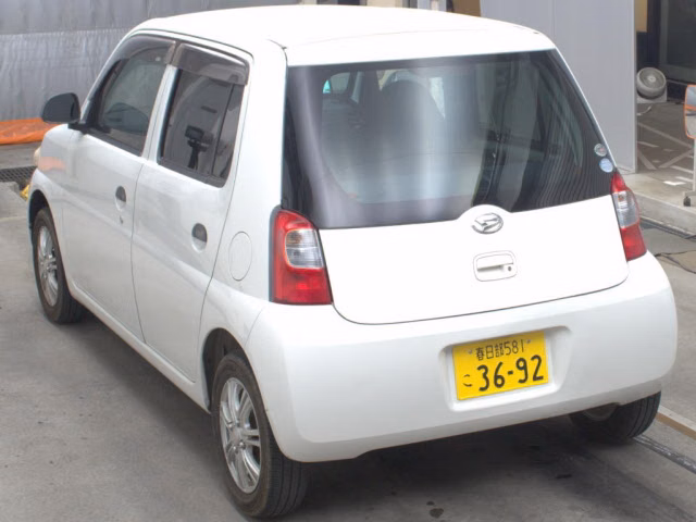 DAIHATSU ESSE