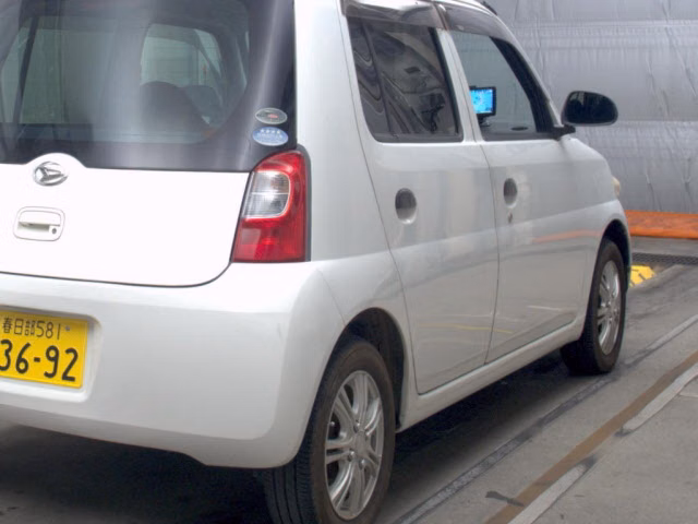 DAIHATSU ESSE