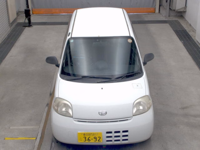 DAIHATSU ESSE