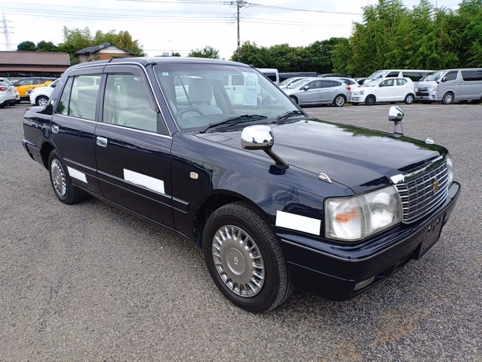 TOYOTA CROWN