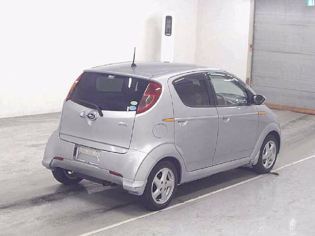 SUBARU R2