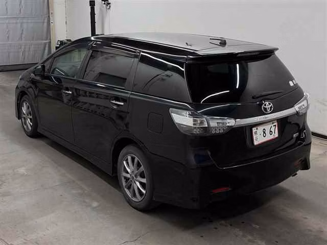 TOYOTA WISH