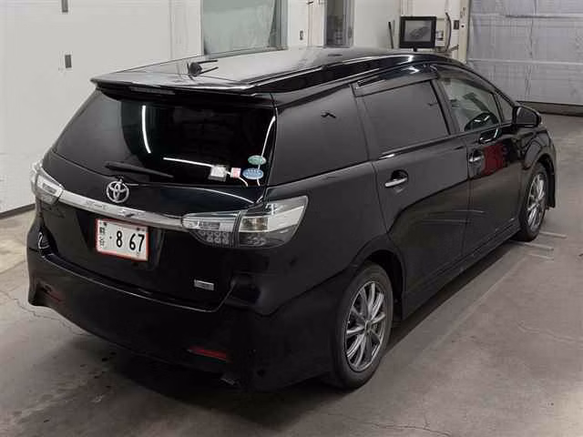 TOYOTA WISH