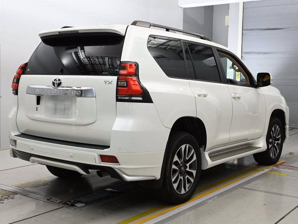 TOYOTA LAND CRUISER PRADO