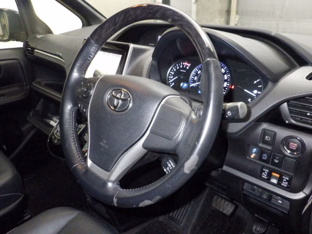 TOYOTA ESQUIRE