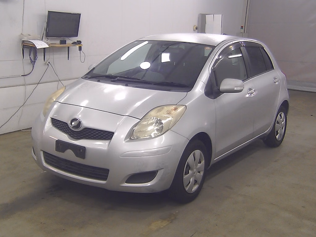 TOYOTA VITZ
