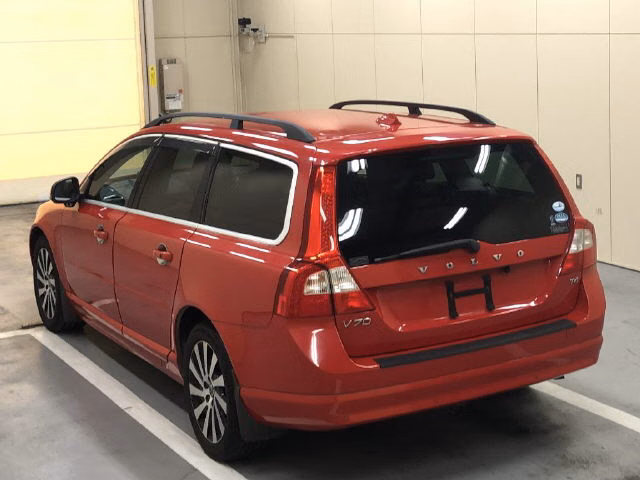 VOLVO V70