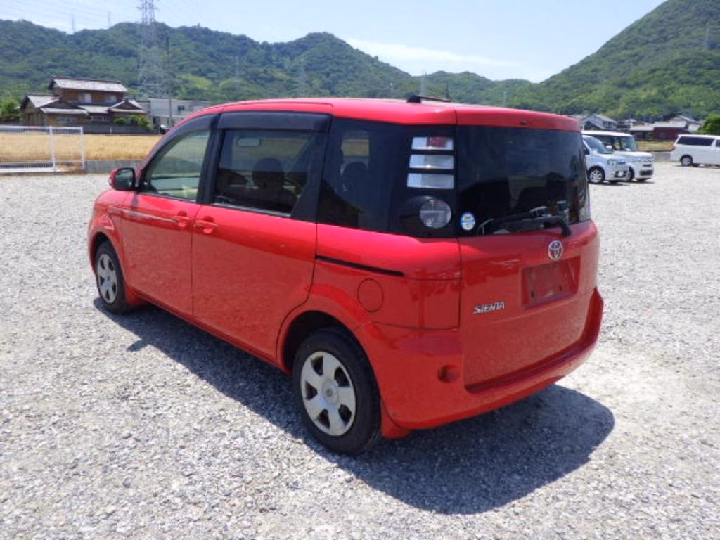 TOYOTA SIENTA