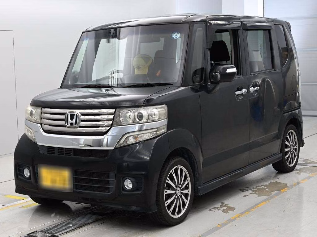HONDA N-BOX