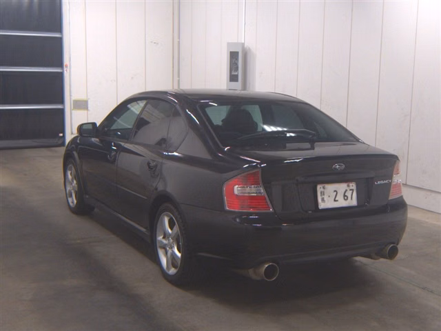 SUBARU LEGACY B4