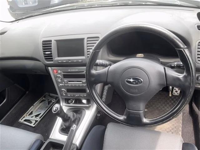 SUBARU LEGACY B4