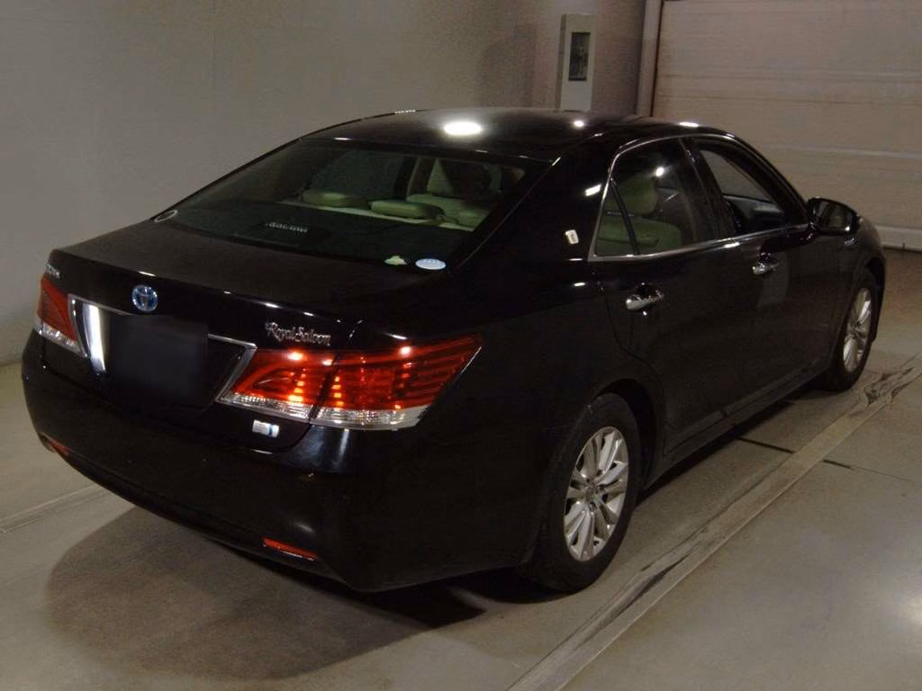 TOYOTA CROWN