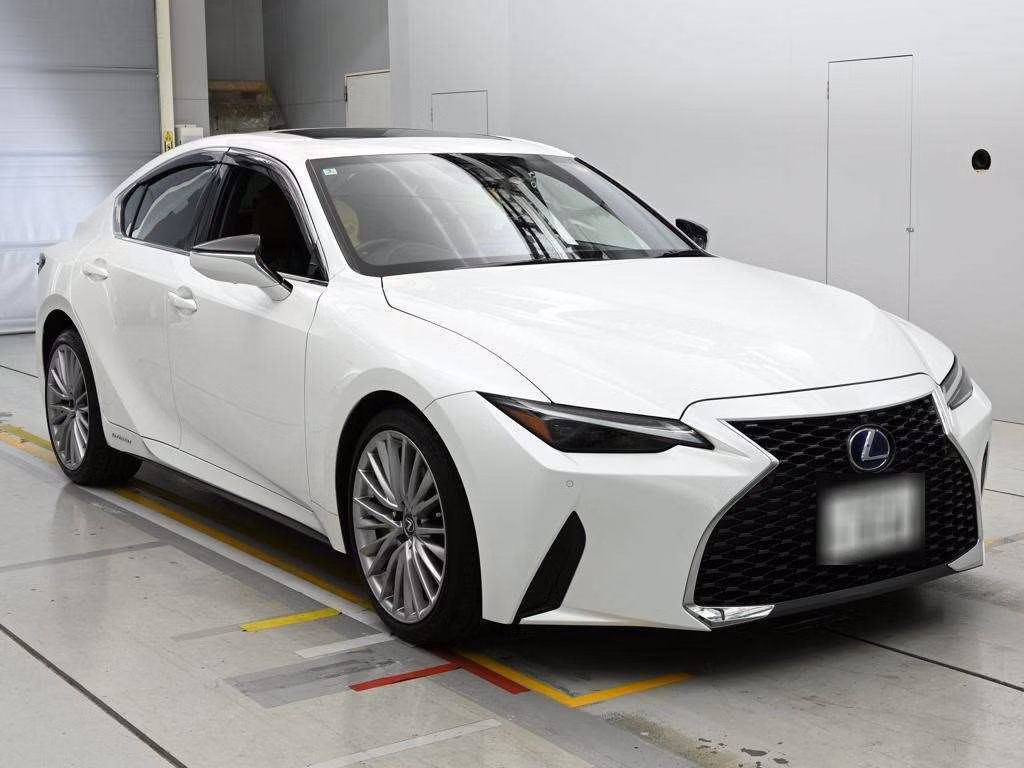 LEXUS IS300H