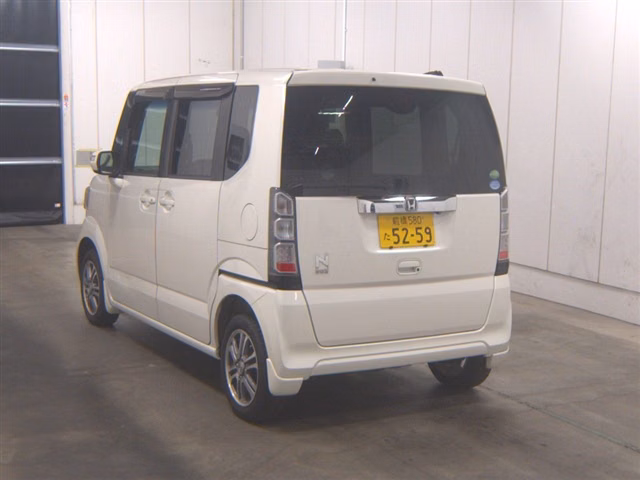 HONDA N-BOX