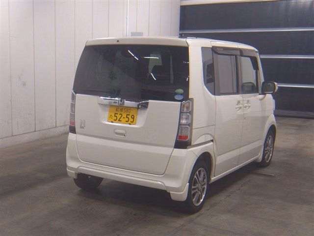 HONDA N-BOX