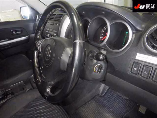 SUZUKI ESCUDO