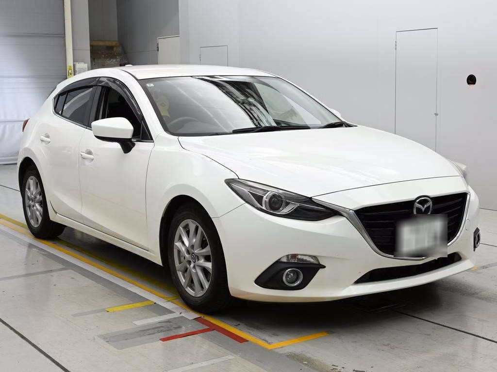 MAZDA AXELA