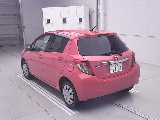 TOYOTA VITZ