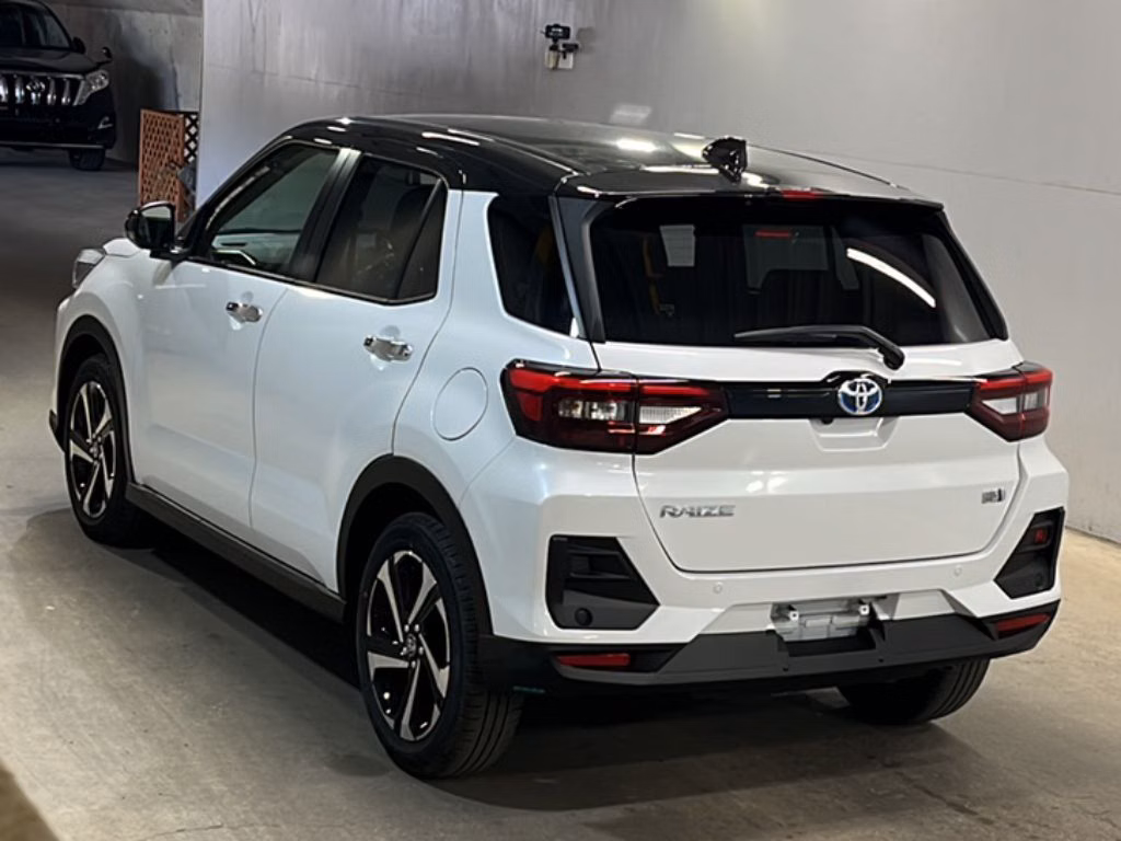 TOYOTA RAIZE