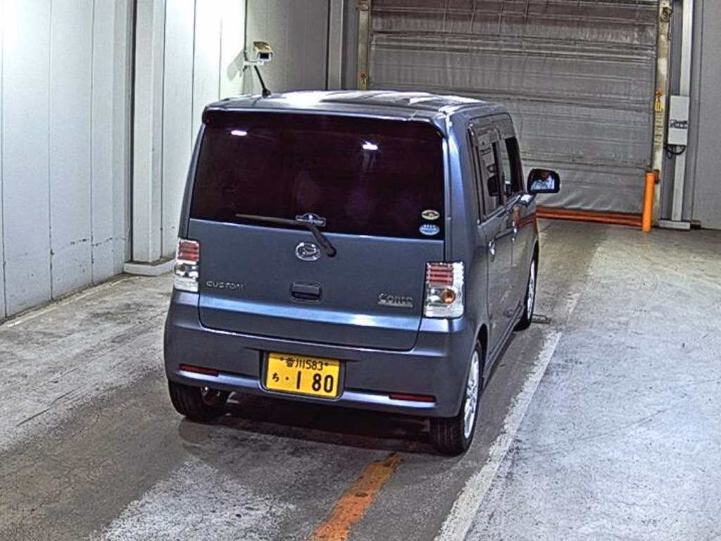 DAIHATSU MOVE CONTE