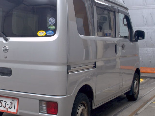 NISSAN NV100 CLIPPER