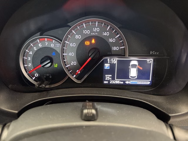 TOYOTA VITZ