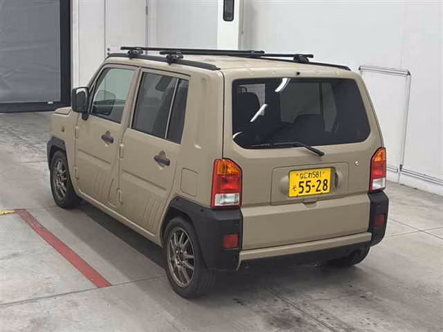 DAIHATSU NAKED