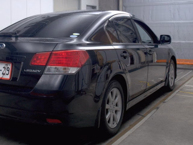 SUBARU LEGACY B4