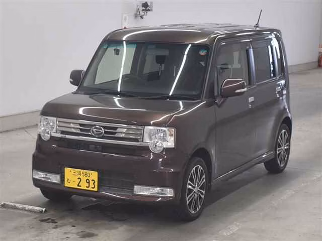 DAIHATSU MOVE CONTE