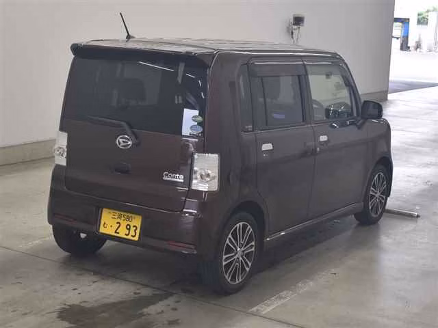 DAIHATSU MOVE CONTE