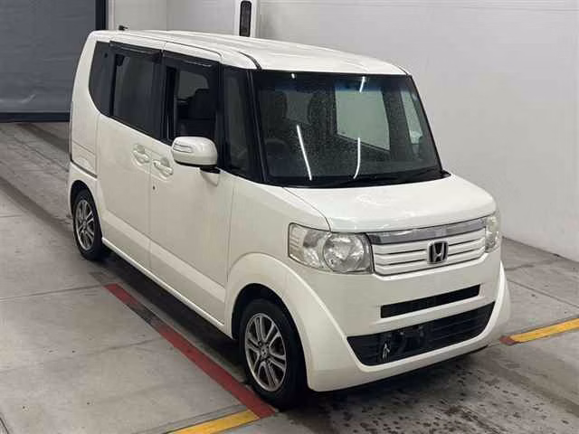 HONDA N-BOX