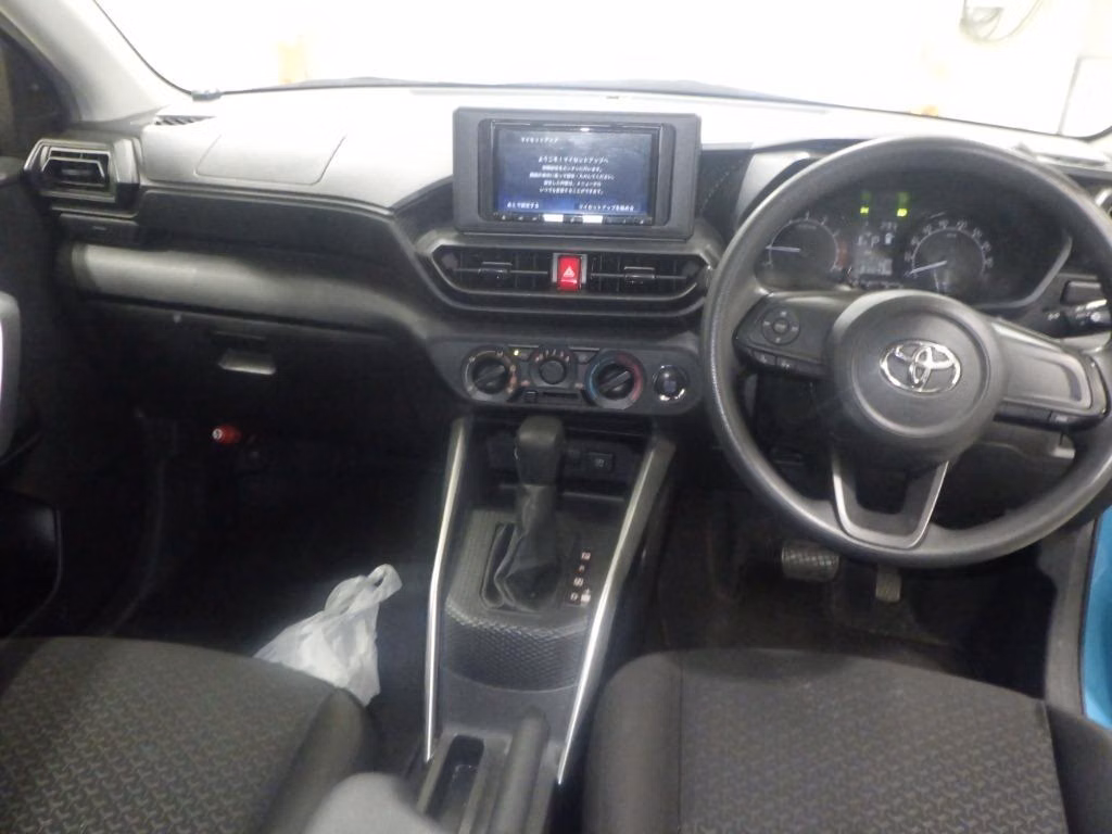 TOYOTA RAIZE